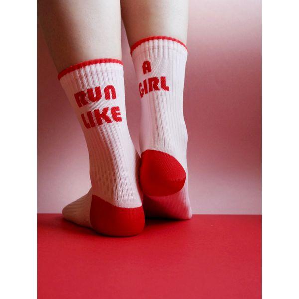 Run like a girl -urheilusukka