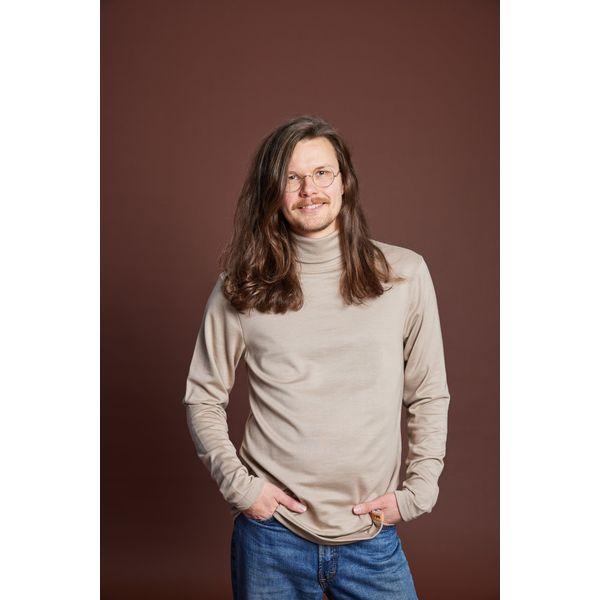 Miesten korkeakauluksinen silkkimerinovillapaita  - Beige